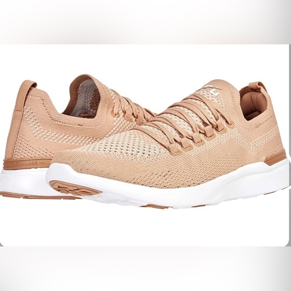 APL Techloom Breeze Sneakers Caramel Warm Silk White Knit Size 8.5 Running Rare